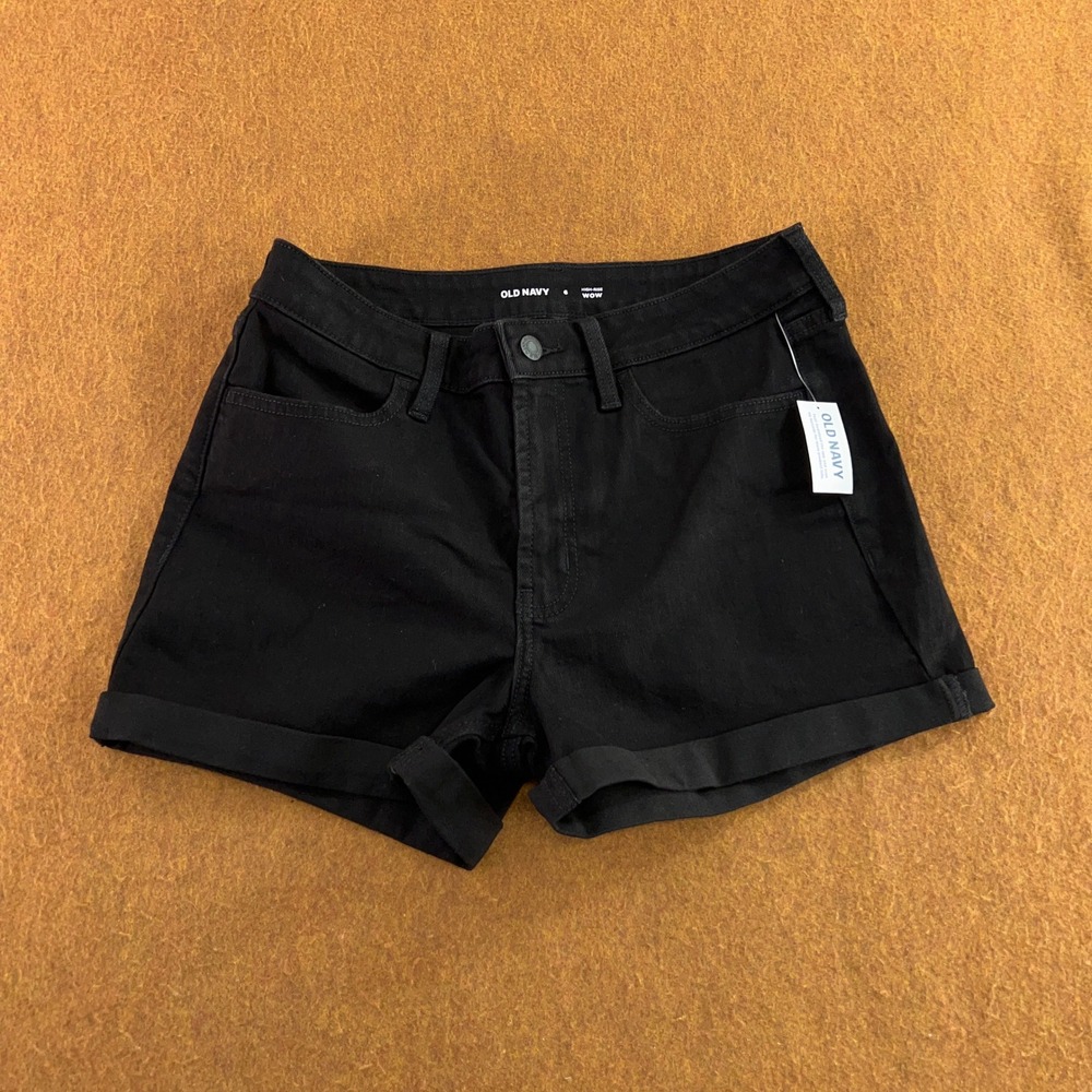 Old Navy Womens Size 6 Black High-Rise Wow Rolled Hem Denim Jean Shorts NWT